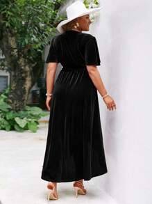 Simplee Plus Size Elegant Solid Color Tie-Up Wrap Dress For Vacation