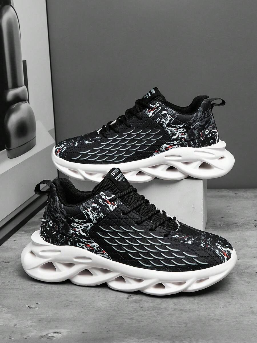 男士个性龙鳞拼布随机印花系带运动鞋，街头嘻哈风格不对称鞋底针织网眼缓震透气运动跑步休闲鞋