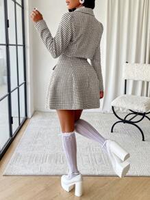 AIJ Amarilo 女士格子粗花呢 A 字形秋冬抹胸连衣裙和短款夹克套装两件套，适合约会 - 黑色 - 查看 2