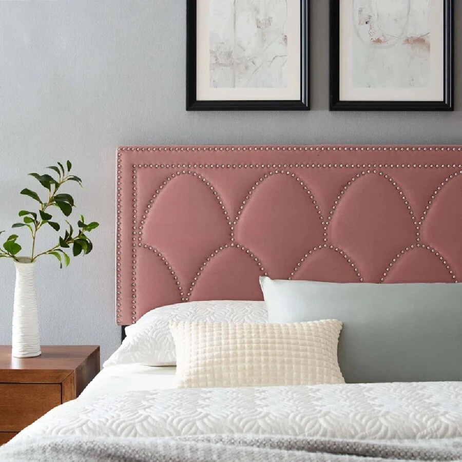 Cabecera para cama tapizada en terciopelo italiano, con decoracion de tachuelas cromadas - Rosa - Ver 1