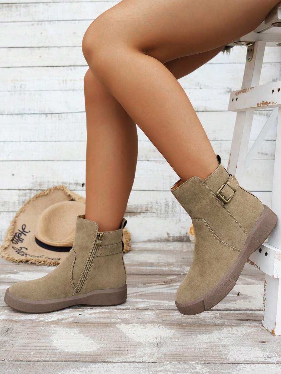 Bottes Chelsea style anglais pour femmes, Printemps/Automne 2024 Nouvelle grande taille Bottes cheville courtes avec fermeture éclair sur le côté, Automne/Hiver, se porte avec des jeans