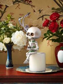 1 件多功能骷髅小雕像，手工制作的骷髅装饰，适用于室内桌面、户外花园和微型景观，非常适合万圣节、哥特式家居装饰和创意展示 - 彩色 - 查看 3
