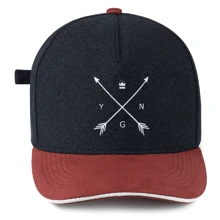 Young Sandwich Curved Brim CapFitted FitLogoStreet StyleFabricAppliques - 海軍藍/酒紅色 - 查看 2