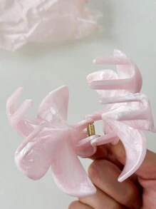 OUSEON Women's Pearlescent Plumeria Shaped Hair Clips,Lightweight Plastic Clamp, Fashionable And Elegant Solid Color Hair Claw,Hair Accessory For Everyday Wear,Casual Parties,Hair Grip Suitable For Hair Bundling, Valentine's Day Hair Jaw Clip Hair Clamps Hair Clutch Hair Catcher Clip, School Stuff, College Fall Winter Flower Claw Clip Hair Accessories For Women For Vacation Outfits Woman