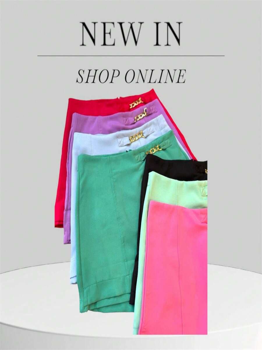 37lovee Short Tailored Skirt With Slit And Chain Opening - trắng - Xem 1