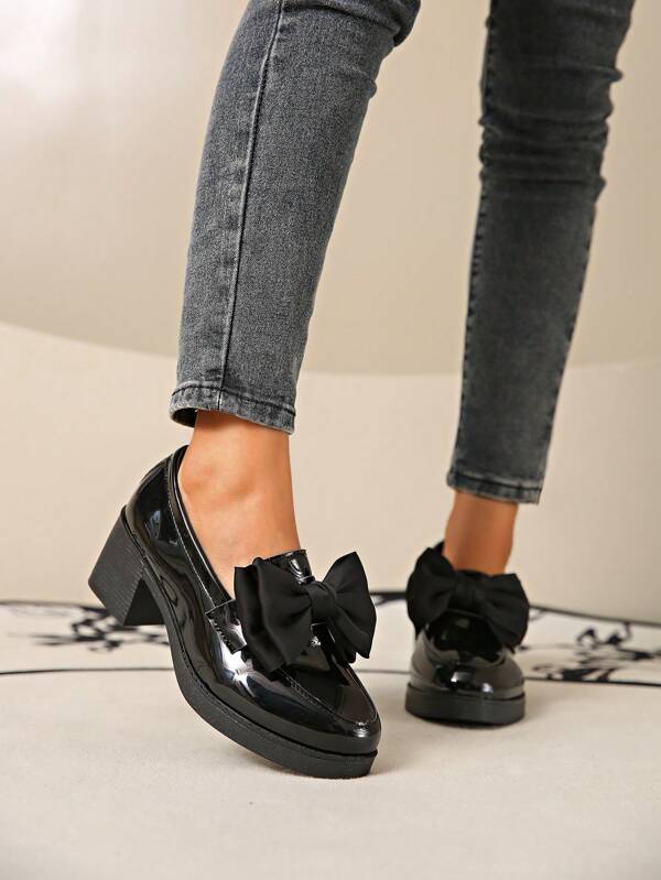 Damskie czarne, ozdobne, wysokie, wsuwane czółenka z kokardą, grube, codzienne buty na cztery pory roku