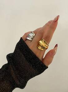 قطعة واحدة خاتم ستانلس ستيل مموج ناعم للنساء ، بتصميم أنيق وملائم للارتداء اليومي والمناسبات الخاصة