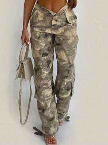 Women Camo Cargo Pants Y2K Camouflage Wide Leg Baggy Army Cargo Joggers Sweatpants With Flap Pockets
