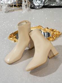 女士小众设计高端后拉链经典粗跟踝靴，时尚别致的英伦风，舒适的切尔西靴