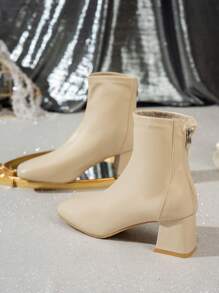 女士小众设计高端后拉链经典粗跟踝靴，时尚别致的英伦风，舒适的切尔西靴