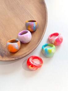 6 chiếc nhẫn nhựa phóng đại màu gradient mới, thời trang hợp thời trang cho phụ nữ, thiết kế đa năng và tối giản, thích hợp làm quà tặng và đeo hàng ngày - Dòng Sfumato - Xem 4