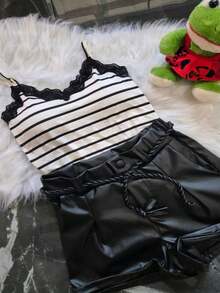 Blouse And Leatherette Shorts Kit - Đen và trắng - Xem 3