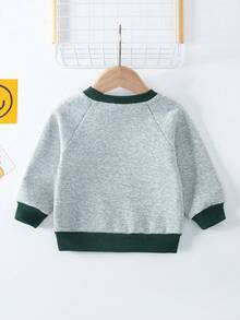 [特价] 小男孩保暖内衬加厚连帽运动衫，带刺绣恐龙图案，插肩袖 - 綠色 - 查看 2