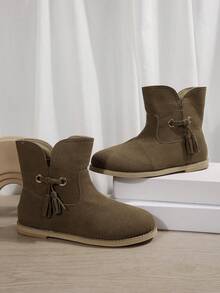 女士 2024 新款哑光皮靴 欧码 42 春秋踝靴 英伦风平底流苏修身牛仔靴 - 卡其色 - 查看 2