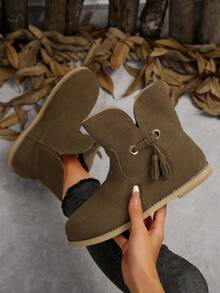 女士 2024 新款哑光皮靴 欧码 42 春秋踝靴 英伦风平底流苏修身牛仔靴 - 卡其色 - 查看 4