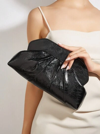 奢华大容量晚宴手拿包，魅力优雅，低调奢华的金属方形包，是派对女孩的理想之选，适合派对、婚礼、舞会、宴会等场合，也是送给妈妈、老师、朋友、伴娘的最佳礼物。