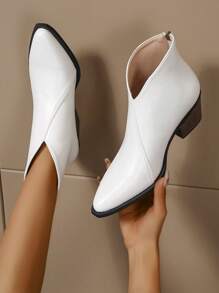 适合连帽衫、复古英伦风格白色女式踝靴、春秋季、尖头粗跟短靴 - 白色 - 查看 1