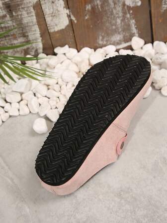 女士春夏初秋新款包头一脚蹬乐福鞋，舒适金属扣装饰休闲厚底高端简约平底鞋