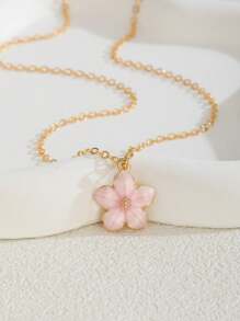 Collier pour femme à 5 feuilles fleuries polyvalentes et tendance en 4 couleurs, convient pour les fêtes, les sorties, la plage, les vacances et l'usage quotidien