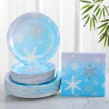 Schneeflocken Party Zubehör Set, Verlaufende Schneeflocken Einwegpapier Teller und Servietten, Party Dekorationen - Einweg Schneeflocken Party, Geburtstag, Feier Dekorations Geschenke, Weihnachten - Verschiedenfarbig - Übersicht 1