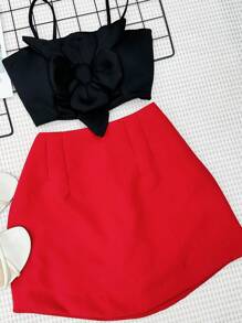 Tailored Set Of Cropped Top With Cups + Skirt With Shorts - màu đen với màu đỏ - Xem 2
