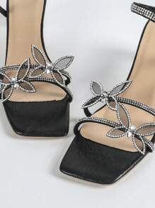 女士水钻和珍珠装饰性感尖头高跟凉鞋，采用蛇纹设计和缠绕带，适合夏季派对 - 黑色 - 查看 7