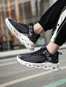 男士个性龙鳞拼布随机印花系带运动鞋，街头嘻哈风格不对称鞋底针织网眼缓震透气运动跑步休闲鞋 - 黑色 - 查看 8