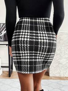 女士千鸟格印花修身迷你裙，优雅装饰纽扣松紧腰铅笔裙，适合办公室/通勤穿着 - 黑與白 - 查看 2