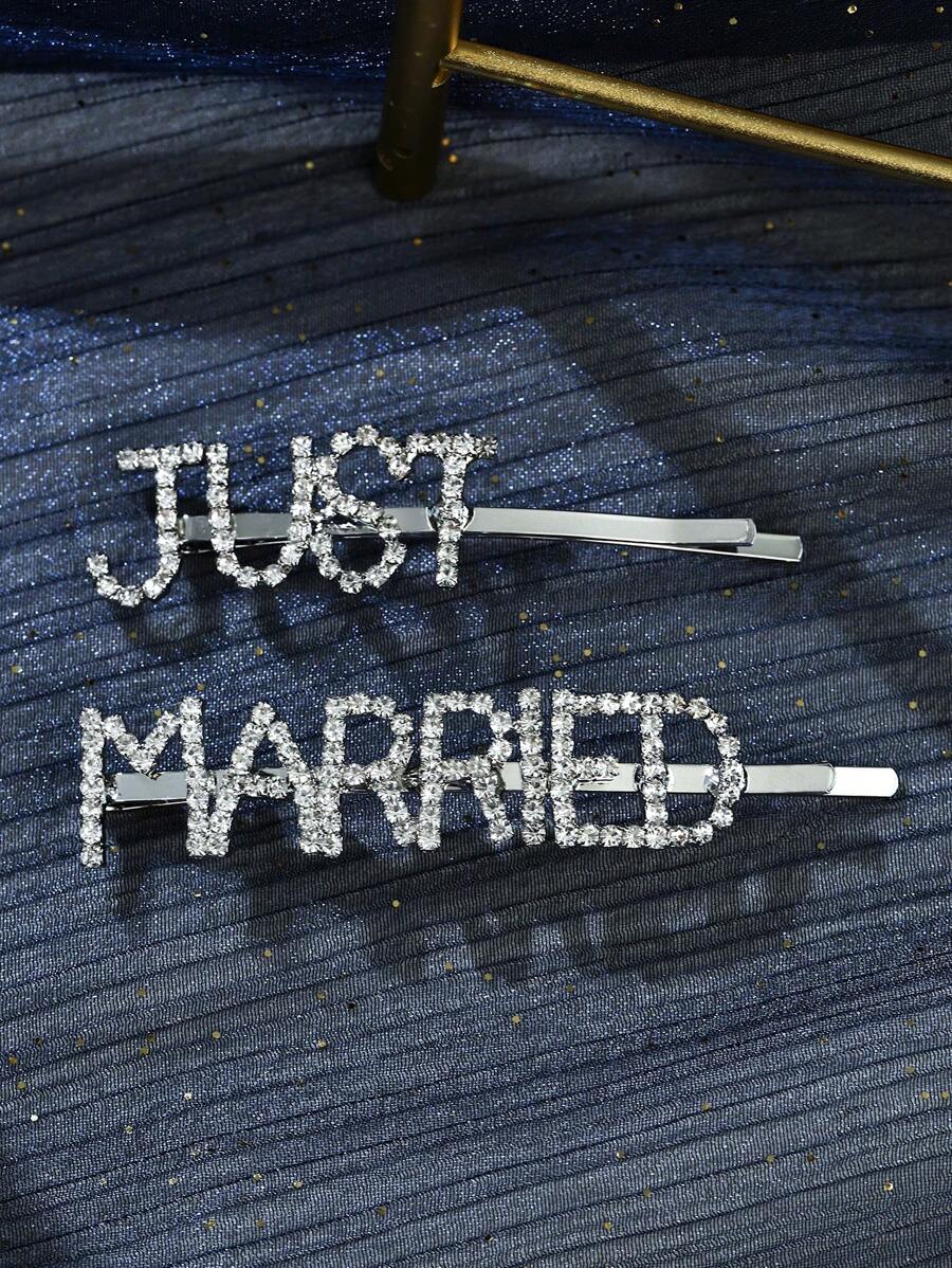 2 chiếc kẹp tóc chữ pha lê "Just Married" dành cho nữ