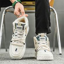 Bottes de neige chaudes à lacets en PU avec doublure en peluche pour hommes. Bottes de randonnée durables et antidérapantes pour temps froid. Chaussures de marche confortables et décontracté