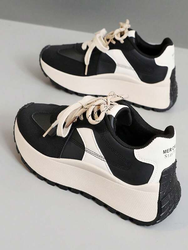 Nuevas zapatillas deportivas de mujer de bloques de color Primavera/Verano 2024, zapatos de plataforma casuales respirables y de suela gruesa, duraderos y versátiles