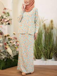 马来服装 Baju Kurung 圆领全身花卉印花长袖上衣和直筒长裙适度两件套，颈后拉链，绿色，休闲优雅服装 - 彩色 - 查看 3