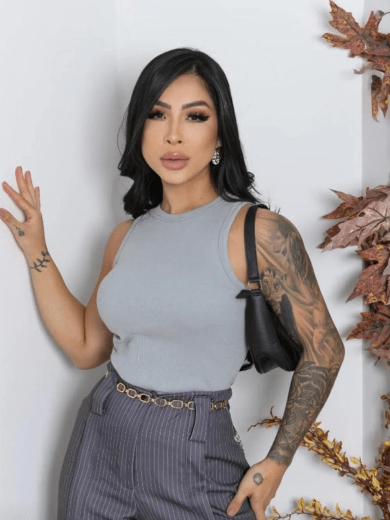 WOMEN'S VERSATILE, LIGHT, COMFORTABLE RIBBED TANK TOP - Xám - Xem 1