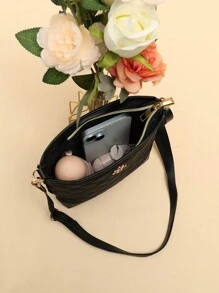 1pc Rhombus Embroidered Shoulder Diagonal Crossbody Bucket Bag, Versatile For Casual Trips - Black - View 6