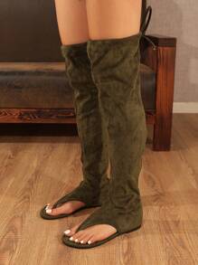 Bốt dài quai chữ T đế xuồng màu xanh lá cây bằng da lộn cao đến đùi dành cho nữ - màu xanh lá - Xem 2