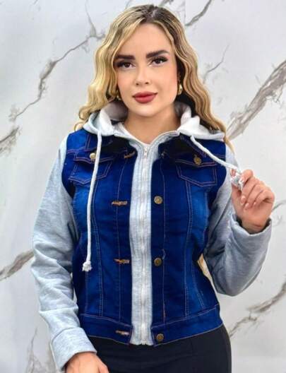 Chamarra de mezclilla con mangas de felpa