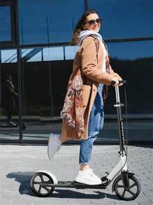 A Pedal Scooter, A Campus Commuting Vehicle, With A Foldable Design, Made Of Aluminum Alloy Material, PU Tires, Rebound Foot Support, Adjustable Height, Frosted Particle Pedals, Anti Slip Handle, Suitable For Use By All Ages