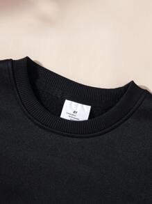 Young Boy Round Neck Sweatshirt With Letter Slogan Print - Black - View 4