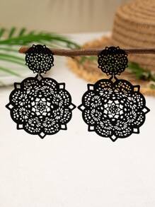 2pcs/Set Of Exaggerated European And American Metal Hollow Flower Pendant Earrings Suitable For Women's Gifts And Versatile Fashion Valentines