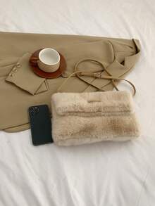 1pc Plush Shoulder Bag, Lightweight Crossbody Bag For Women, Square Fluffy Bag With Magnetic Flap Cover, Fashionable And Versatile For Daily Outings, New Arrival Fur Purse