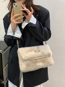 1pc Plush Shoulder Bag, Lightweight Crossbody Bag For Women, Square Fluffy Bag With Magnetic Flap Cover, Fashionable And Versatile For Daily Outings, New Arrival Fur Purse
