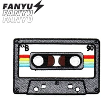 1個音樂愛好者復古磁帶刺繡貼布，縫製/熨燙式龐克貼花，適用於帽子、褲子、DIY貼布、嬉皮龐克搖滾動漫卡通貼花，熨燙/縫製式徽章，個性化DIY服飾配件，刺繡縫製熨燙布貼，服飾裝飾貼花徽章，胸針、鞋子、帽子、包包配件，破洞修補刺繡貼布 - 彩色 - 查看 2