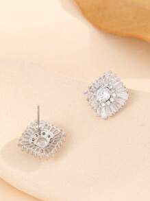 1 Paar luxuriöse geometrische kubische Zirkonia Kupfer Ohrstecker, stilvolle Gestaltung geeignet, Party, Fest und Alltag von Frauen