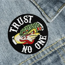 Trust No One Snake Patch, Hippie Punk Rock Cartoon Adventure Graphic Cool Patch Sewing Embroidered Applique DIY Clothing Accessory, Iron On Patch For Jacket, Pants, Bag, Shoes, Hat Summer, School