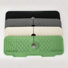 1 szt. Silikonowa mata ochronna na kran - ulepszona konstrukcja nachylenia, łapacz rozprysków z uchwytem na gąbkę do kuchni i łazienki, ochraniacz przed kapaniem wody