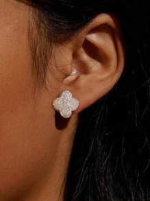 1pair Elegant Lucky Four Leaf Clover Stud Earrings Ladies Jewelry For Women 925 Sterling Silver Delicate Earrings Fine Jewelry Gifts For Girls Daily Life Dating Decor For Prom Part Valentines