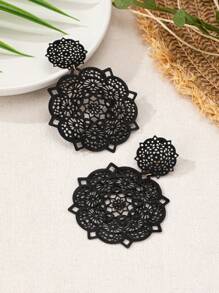 2pcs/Set Of Exaggerated European And American Metal Hollow Flower Pendant Earrings Suitable For Women's Gifts And Versatile Fashion Valentines
