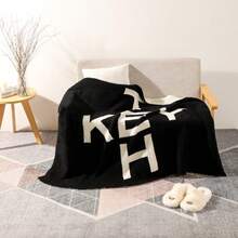 ChenHubC Blanket, Bedspread, Blanket Super Soft Cover Blanket Suitable For Bed, Sofa, Couch, Sofa Chair Holiday Gifts And More. - 字母+黑白 - 查看 4