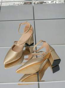 尖头黑色时尚性感迷人百搭系带高跟鞋