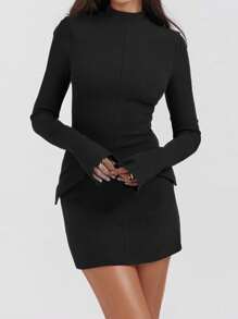 Abito attillato elegante a tinta unita con maniche lunghe da donna per l'autunno